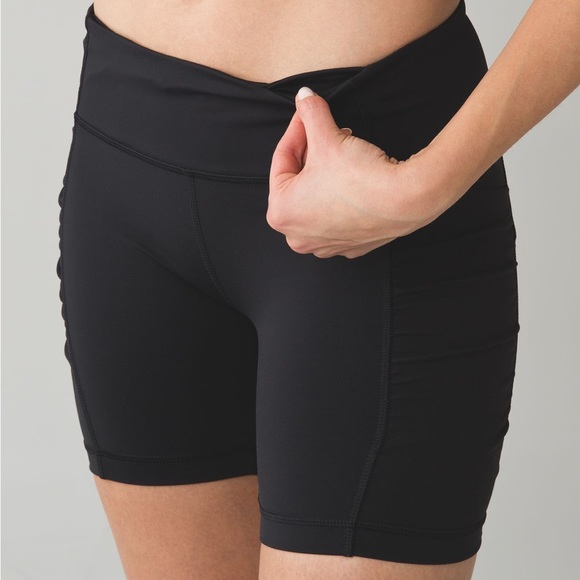 Lululemon Speed Track Shorts - Picture 8 of 8